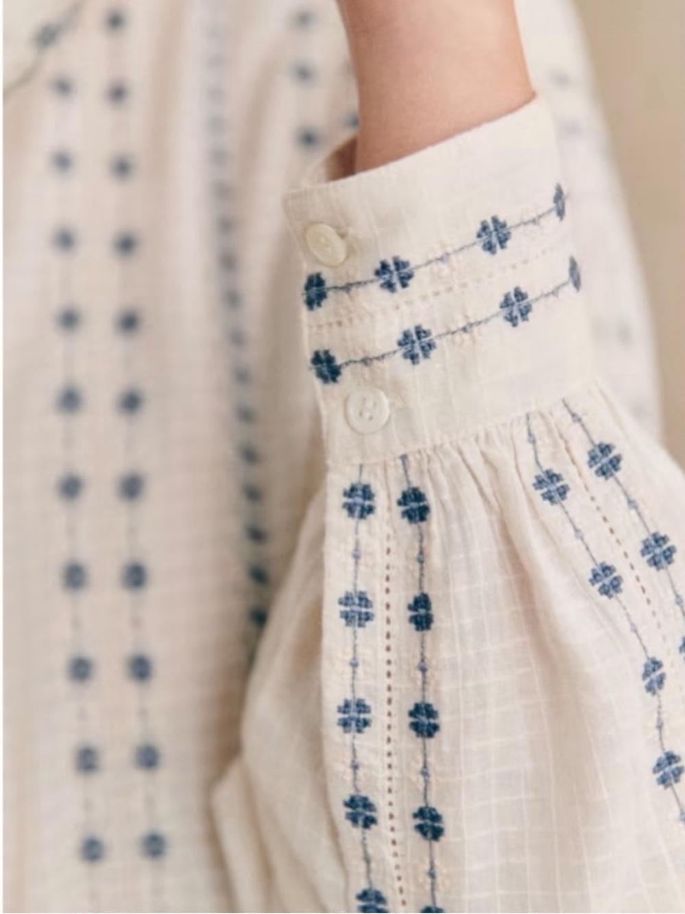SEZANE NWT White Blue Cream Floral Embroidered Ruffle Button Down Chlo Shirt Top - Picture 9 of 17